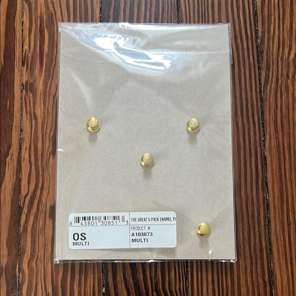 The Great Heart and Shield Enamel Pin Collection - Picture 2 of 3